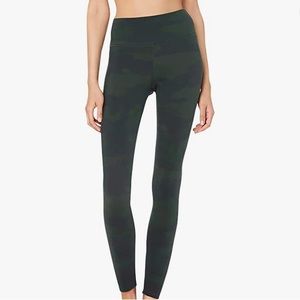alo yoga high waist vapor camo printed leggings